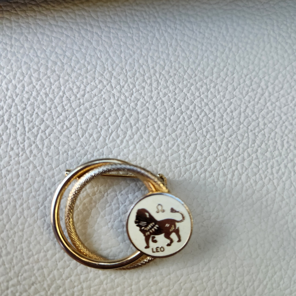 Goldtone and Silvertone Leo Zodiac Brooch